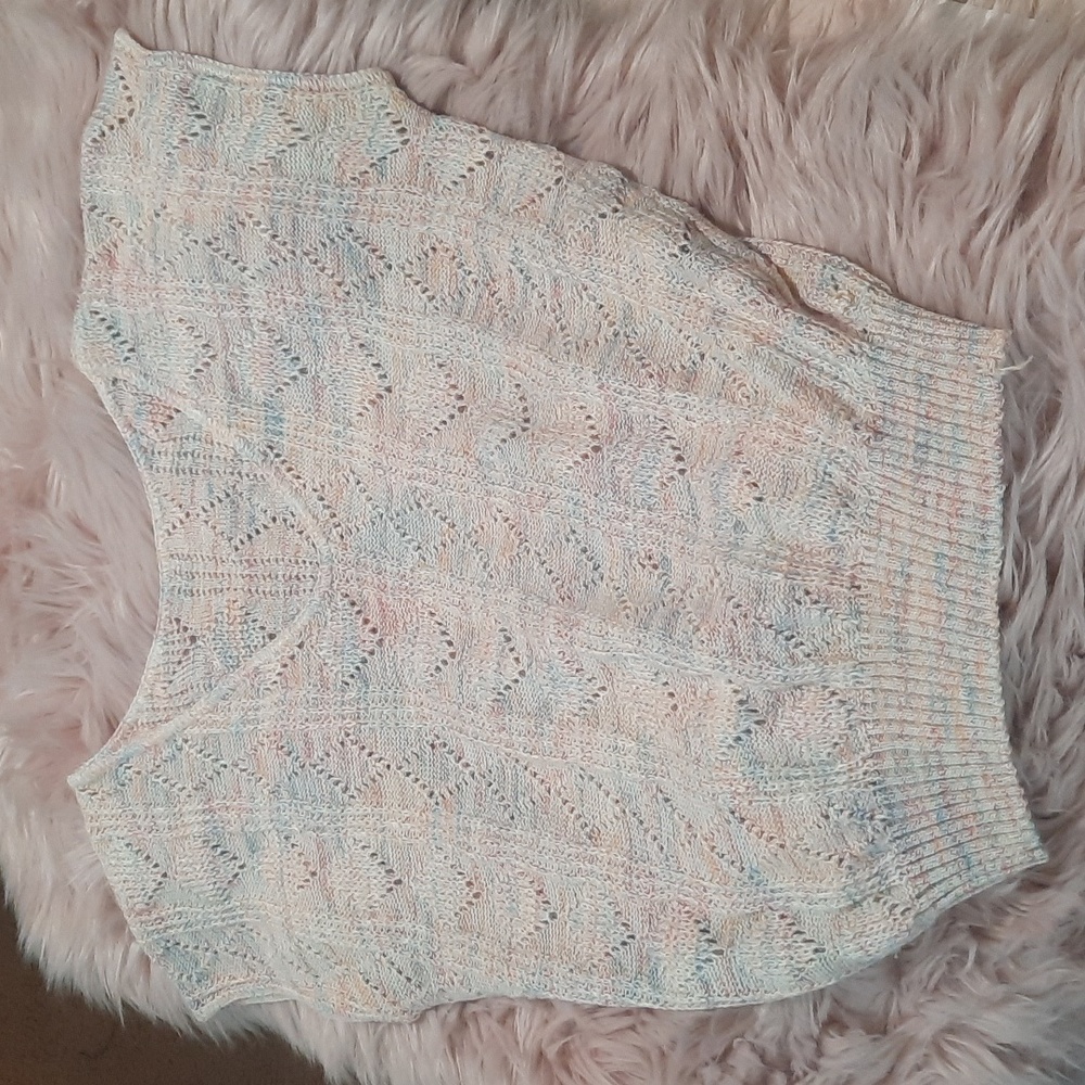Dragonfly  vintage short sleeve sweater top size small